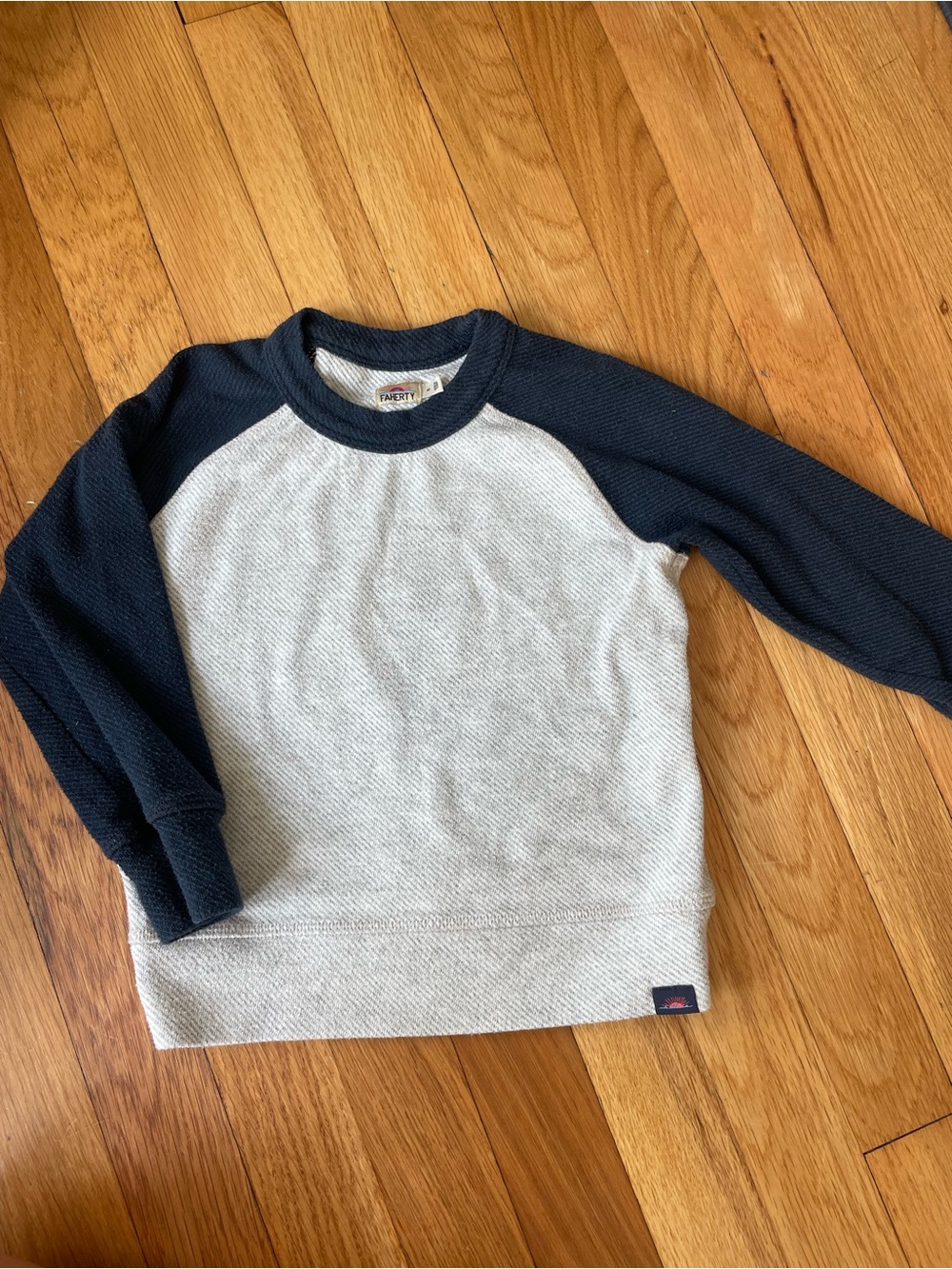 Faherty Gray and Navy Raglan Crew Tee